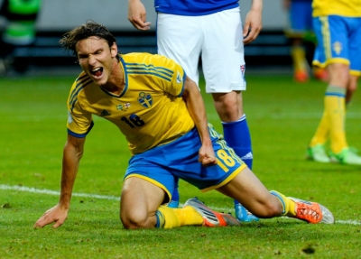 (Arquivo) O sueco Albin Ekdal durante partida em Estocolmo, capital da Su&eacute;cia, em 11 de junho de 2013