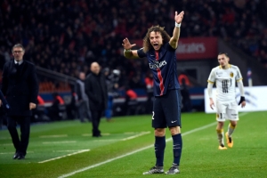 David Luiz reclama durante a partida do PSG contra o Lille, em 13 de fevereiro, em Lille