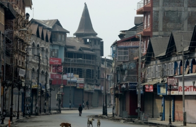 (Arquivo) A cidade de Srinagar, na Caxemira administrada pela &Iacute;ndia, no dia 26 de janeiro de 2016