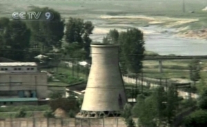 O reator de cinco megawatts de Yongbyon foi fechado em 2007, ap&oacute;s um acordo no qual o desarmamento era trocado por ajuda humanit&aacute;ria, mas a Coreia do Norte come&ccedil;ou a reativar o complexo depois de seu terceiro teste nuclear, em 2013