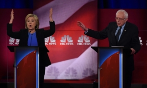 (Arquivo) Hillary Clinton e Bernie Sanders