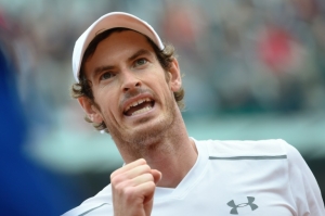 Andy Murray comemora durante partida contra Richard Gasquet, no torneio de Roland Garros, no dia 1&ordm; de junho de 2016