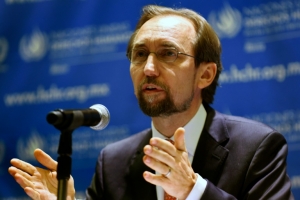 O Alto Comiss&aacute;rio da ONU para Direitos Humanos, Zeid Ra'ad Al-Hussein, participa de coletiva de imprensa, na Cidade do M&eacute;xico, no dia 7 de outubro de 2015