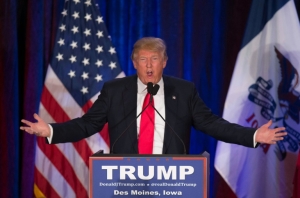 (1&ordm; fev) Trump discursa ap&oacute;s a vota&ccedil;&atilde;o em Iowa