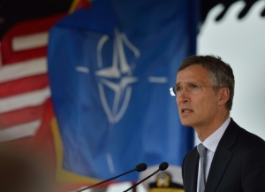 O secret&aacute;rio-geral da Otan, Jens Stoltenberg, em Deveseulu, Rom&ecirc;nia, no dia 12 de maio de 2016