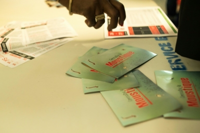 Folheto com orienta&ccedil;&atilde;o sobre o v&iacute;rus zika