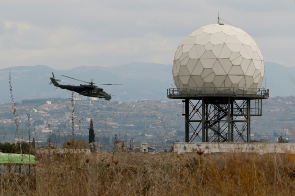 Vista da base militar russa de Hmeimim, na prov&iacute;ncia s&iacute;ria de Latakia