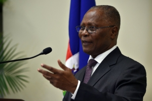 (Arquivo) O presidente interino do Haiti, Jocelerme Privert