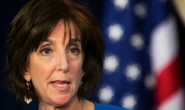 (Arquivo) A subsecret&aacute;ria de Estado americana para a Am&eacute;rica Latina, Roberta Jacobson, discursa em Washington, no dia 22 de maio de 2015