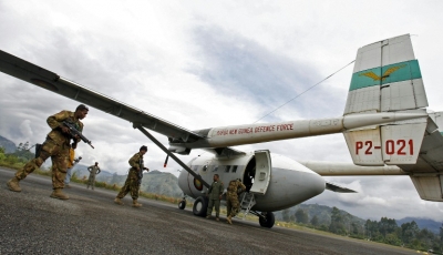 Avi&atilde;o Arav&aacute; de fabrica&ccedil;&atilde;o israelense, como o acidentado no Equador em 15 de mar&ccedil;o de 2016, em 1 de julho de 2007 em Papua Nova Guin&eacute;