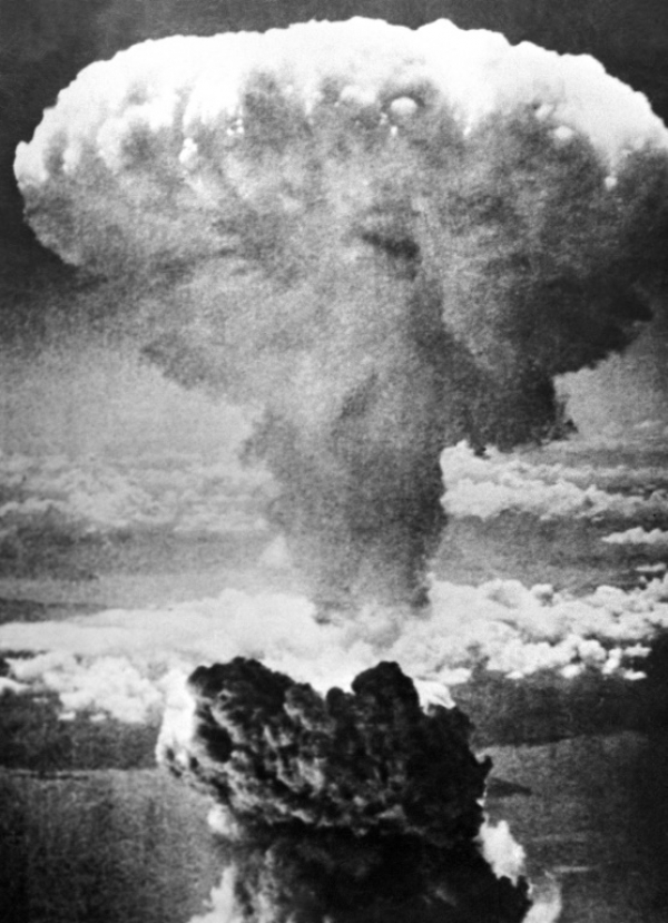 Mais de 70 mil pessoas morreram na explos&atilde;o da bomba at&ocirc;mica sobre Nagasaki, em 1945