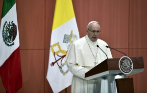 O papa Francisco faz um discurso no Pal&aacute;cio Nacional, na Cidade do M&eacute;xico, em 13 de fevereiro de 2016
