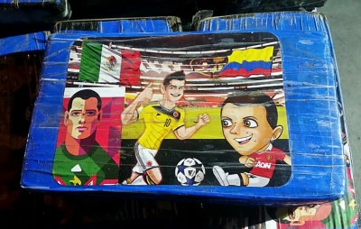 Pacotes de coca&iacute;na apreendidos em uma lancha no Pac&iacute;fico colombiano, no dia 11 de maio de 2016