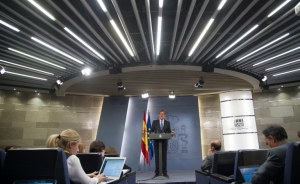 Mariano Rajoy em coletiva de imprensa em Madri em 26 de fevereiro ap&oacute;s se reunir com o rei Felipe VI