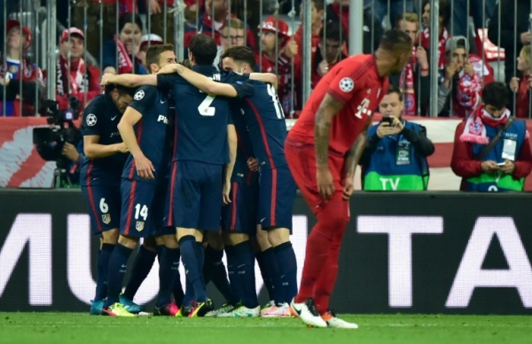 Jogadores do Atl&eacute;tico de Madri comemoram ap&oacute;s partida contra o Bayern de Munique, em Munique, no dia 3 de maio de 2016