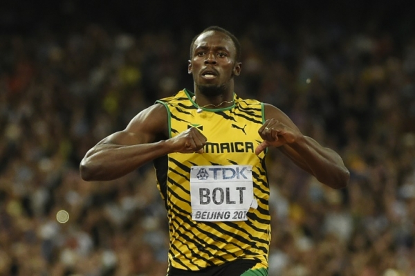 (Arquivo) Usain Bolt celebra a vit&oacute;ria nos 200 metros no Mundial de Atletismo de Pequim, em 27 de agosto de 2015