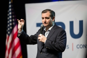 (Arquivo) O pr&eacute;-candidato republicano Ted Cruz