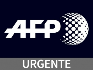 Milhares de manifestantes invadem a fortificada Zona Verde de Bagd&aacute; 