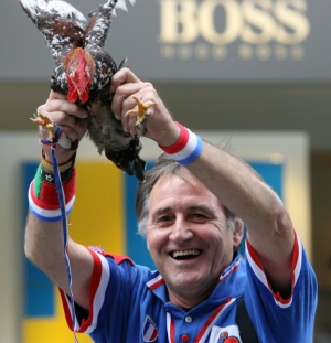 (Arquivo) O torcedor da sele&ccedil;&atilde;o da Fran&ccedil;a Cl&eacute;ment d'Antibes, em Berlim, no dia 8 de julho de 2006