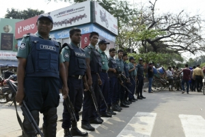(Arquivo) A pol&iacute;cia de Bangladesh realizou violentas opera&ccedil;&otilde;es contra islamitas radicais suspeitos de uma s&eacute;rie de assassinatos contra membros de minorias religiosas e intelectuais