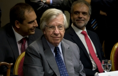 (Arquivo) O ministro uruguaio da Economia, Danilo Astori, em Montevid&eacute;u, no dia 1&ordm; de mar&ccedil;o de 2015