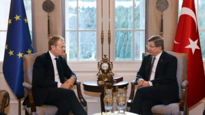 O presidente do Conselho Europeu, o polon&ecirc;s Donald Tusk, abordar&aacute; nesta sexta-feira em Istambul com o presidente turco, Recep Tayyip Erdogan, a crise migrat&oacute;ria que atinge a Europa, com mais de 1,25 milh&atilde;o de solicitantes de asilo em 2015.