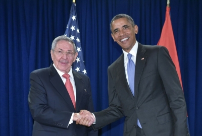 O presidente cubano, Raul Castro, e o presidente americano, Barack Obama, em Nova York, no dia 29 de setembro de 2015