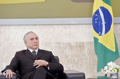 A Organiza&ccedil;&atilde;o para a Coopera&ccedil;&atilde;o e o Desenvolvimento Econ&ocirc;micos (OCDE) agravou a previs&atilde;o de recess&atilde;o no Brasil, afastando a perspectiva de revers&atilde;o da crise com o governo interino de Michel Temer