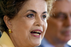 (Arquivo) A presidente Dilma participa de uma coletiva d eimprensa, em Bras&iacute;lia, no dia 5 de mar&ccedil;o de 2016