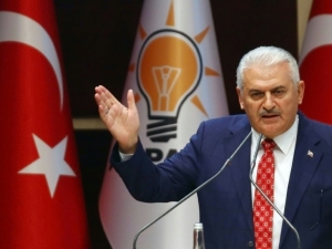 (2 jun) O premier turco, Binali Yildirim