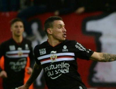 (Arquivo) Wallyson, do Nice, durante partida contra o Reims, em Reims, no dia 12 de dezembro de 2015