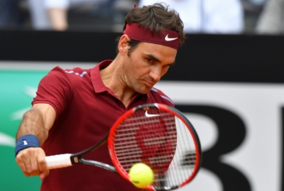 Federer devolve a bola para Thiem