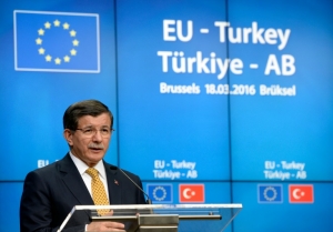 O primeiro-ministro turco, Ahmet Davutoglu, em Bruxelas, no dia 18 de mar&ccedil;o de 2016