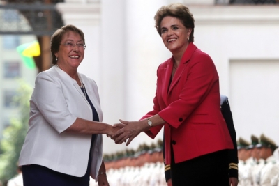 A presidente chilena, Michelle Bachelet, e a presidente Dilma Rousseff, em Santiago, no dia 26 de fevereiro de 2016