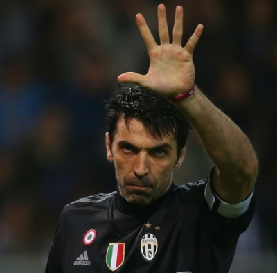 Juventus' goalkeeper Gianluigi Buffon gestures during the Italian Serie A football match Sampdoria Vs Juventus on January 10, 2016 at the Luigi Ferraris stadium in Genoa.