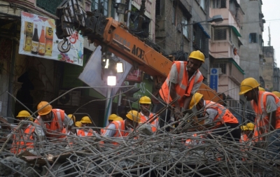 O desabamento de um viaduto na quinta-feira em Calcut&aacute;, leste da &Iacute;ndia, deixou 25 mortos, segundo um balan&ccedil;o atualizado, e as autoridades t&ecirc;m poucas esperan&ccedil;as de encontrar sobreviventes ap&oacute;s uma noite de buscas entre os escombros