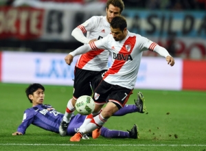 O River Plate sofreu, mas garantiu vaga na final do Mundial de Clubes ao derrotar o Sanfrecce Hiroshima por 1-0 nesta quarta-feira, em Osaka, em um est&aacute;dio com quase 15.000 torcedores argentinos