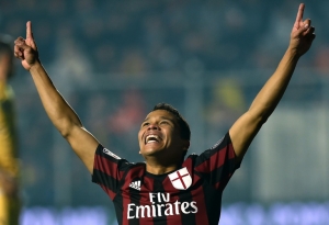 (Arquivo) Carlos Bacca, do Milan, em Frosione, no dia 20 de dezembro de 2015