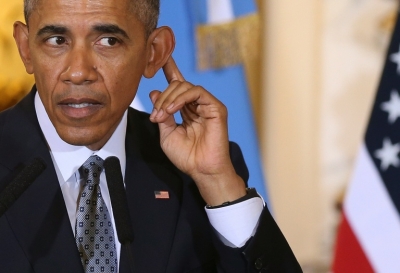 O presidente dos Estados Unidos, Barack Obama, declarou neste s&aacute;bado que "estigmatizar" os mu&ccedil;ulmanos &eacute; fazer o jogo dos extremistas, "que querem que nos enfrentamos entre n&oacute;s", uma cr&iacute;tica impl&iacute;cita &agrave;s propostas dos candidatos republicanos &agrave; Casa Branca.