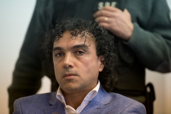 (17 mai) O colombiano Henry Londo&ntilde;o, em um tribunal de Buenos Aires