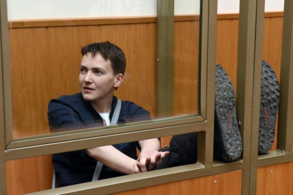 Nadia Savchenko j&aacute; havia anunciado que iniciaria uma greve de fome quando a senten&ccedil;a de 22 anos de pris&atilde;o fosse confirmada