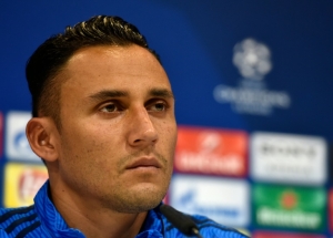 Keylor Navas, do Real Madrid, participa de coletiva de imprensa, em Madri, no dia 3 de maio de 2016