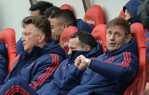 Van Gaal assiste &agrave; derrota do Manchester United, em 13 de fevereiro, em 13 de fevereiro, em Sunderland