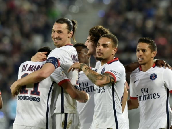 Paris Saint-Germain's Swedish forward Zlatan Ibrahimovic (2ndL) celebrates with teammates after scoring a goal during the French L1 football match between Bordeaux and Paris (PSG) on May 11, 2016 at the Matmut Atlantique stadium in Bordeaux, southwestern France. AFP PHOTO GEORGES GOBETParis Saint-Germain's Swedish forward Zlatan Ibrahimovic (2ndL) celebrates with teammates after scoring a goal during the French L1 football match between Bordeaux and Paris (PSG) on May 11, 2016 at the Matmut Atlantique stadium in Bordeaux, southwestern France. AFP PHOTO GEORGES GOBET
