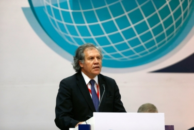 O secret&aacute;rio-geral da OEA, Luis Almagro, em 18 de agosto de 2015 em Santo Domingo