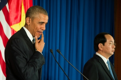 Obama participa de uma entrevista coletiva com Quang em Han&oacute;i