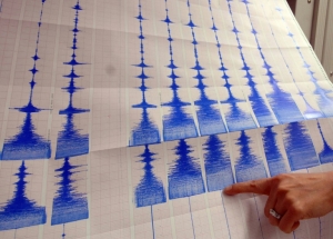 O tremor, inicialmente calculado com uma magnitude de 7,2, ocorreu a uma profundidade de 35 km