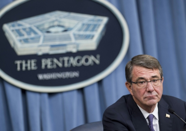 O n&uacute;mero dois do grupo Estado Isl&acirc;mico (EI) foi morto em um ataque a&eacute;reo americano na S&iacute;ria, anunciou nesta sexta-feira o secret&aacute;rio de Defesa americano, Ashton Carter, que considerou que sua elimina&ccedil;&atilde;o "freiar&aacute;" as opera&ccedil;&otilde;es dos extremistas.