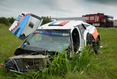 O carro do franc&ecirc;s Lionel Baud, em Juarez Celam, Argentina, no dia 12 de janeiro de 2016