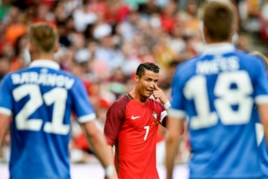 Cristiano Ronaldo, de Portugal, durante amistoso contra a Est&ocirc;nia, em Lisboa, no dia 8 de junho de 2016